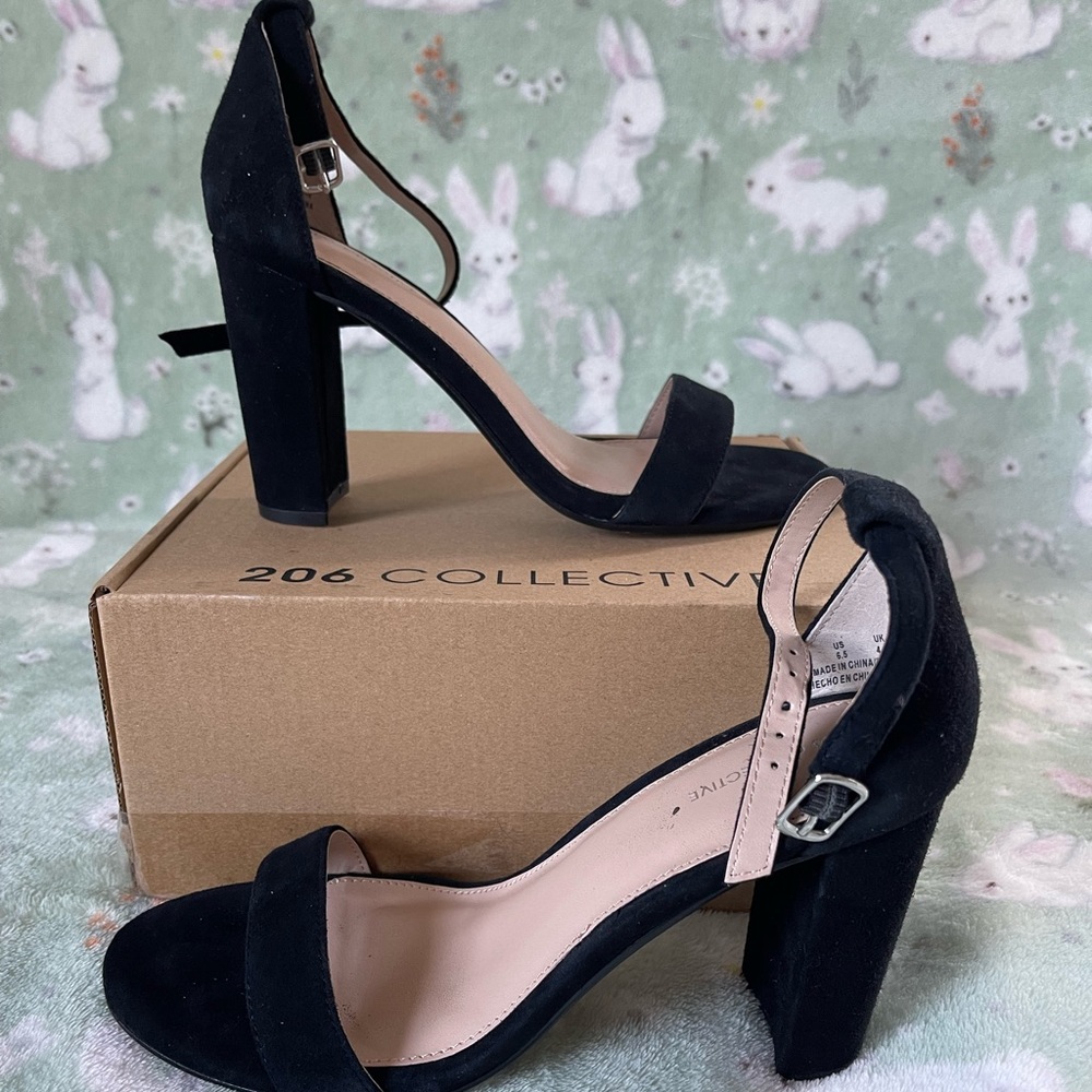 206 collective woman’s high heels